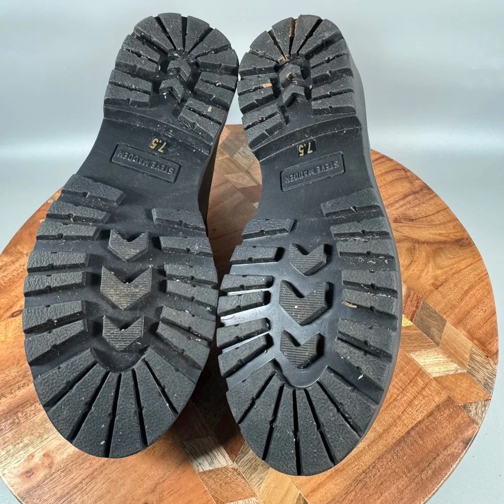 Steve Madden very good
